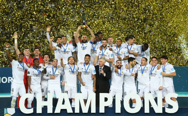 英超焦点战：利物浦主场迎战热刺,