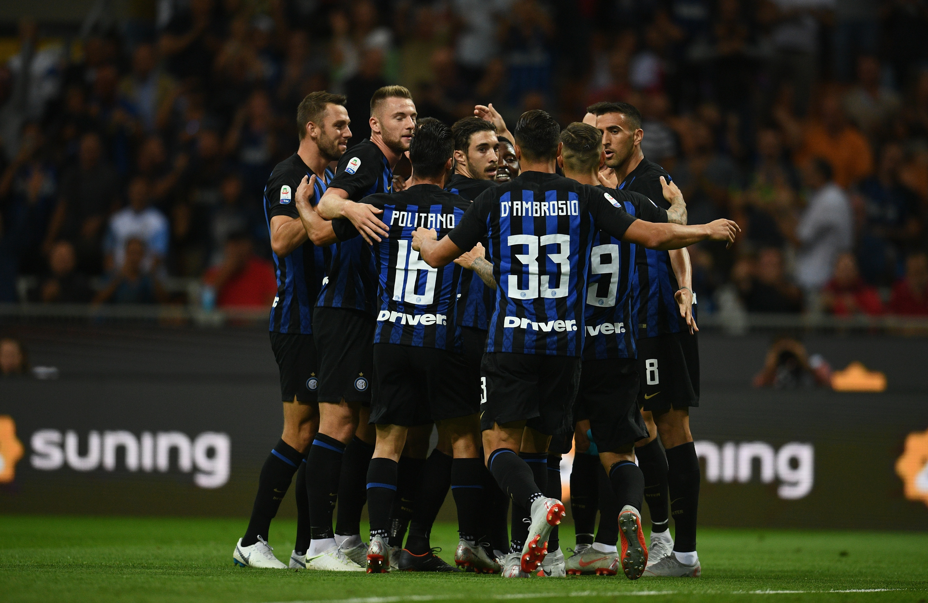 美记：湖人现在拥有最强的二人组，詹姆斯是时候离开了