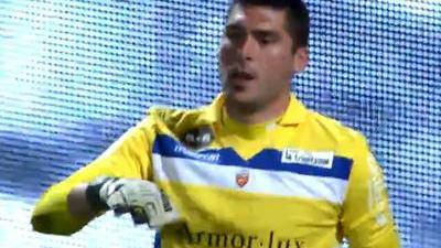 老熟人！足协杯韩国主裁高亨进曾在亚洲杯漏判国足对手红牌