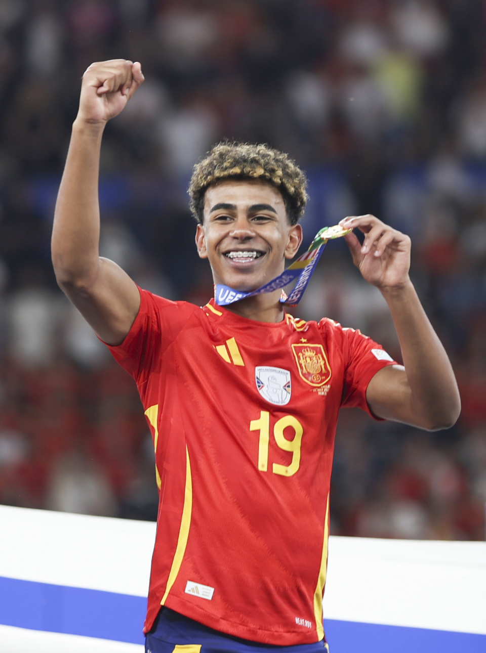 大分三神vs千叶市原首发：鲇川峻先发，卡里尼奥斯在列