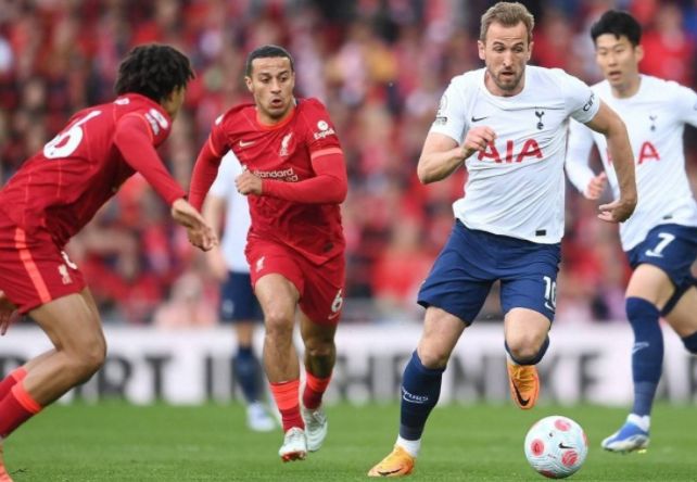 巴萨近16场15场失球，防线堪忧